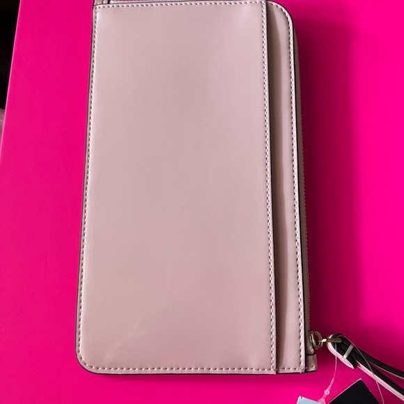 Kate Spade Blush Pink Wristlet